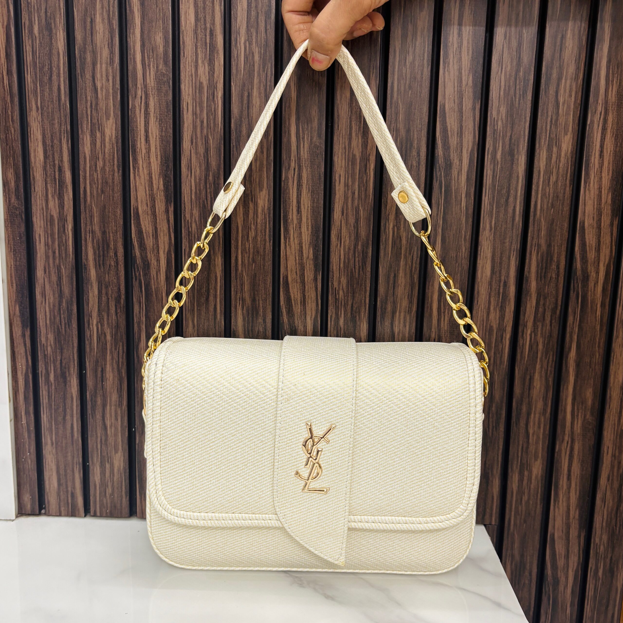 Bag article 209