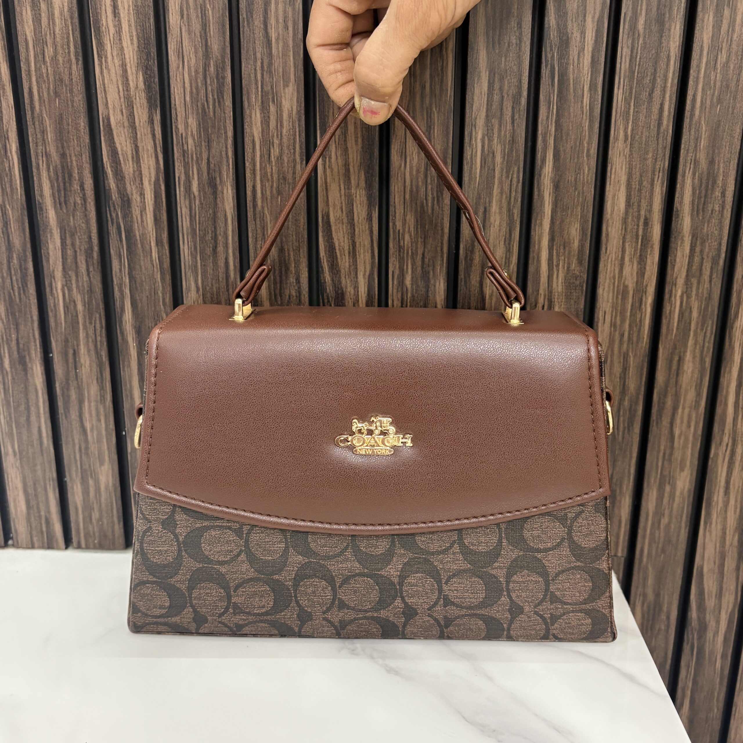 Bag article 200