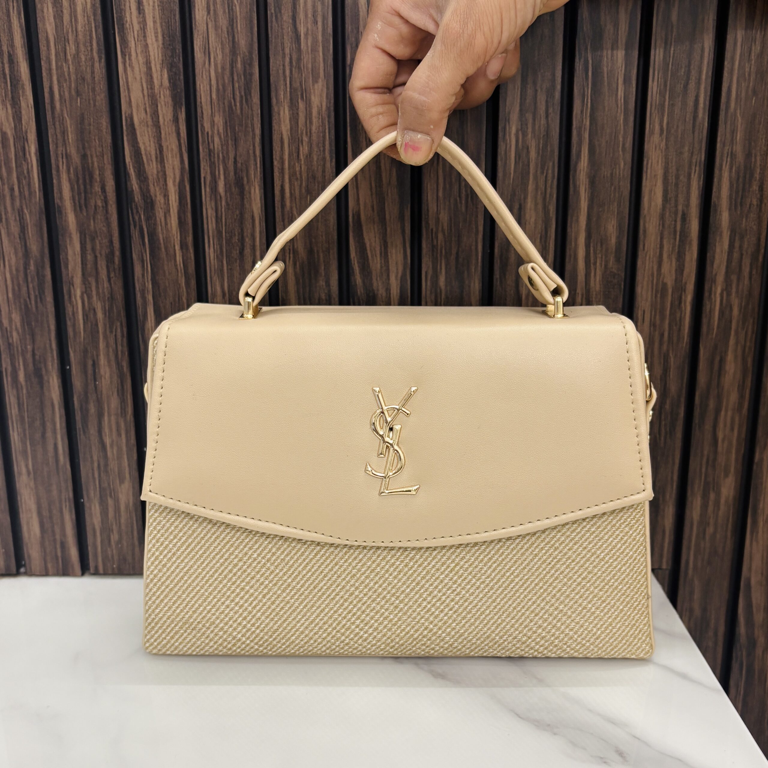 Bag article 201
