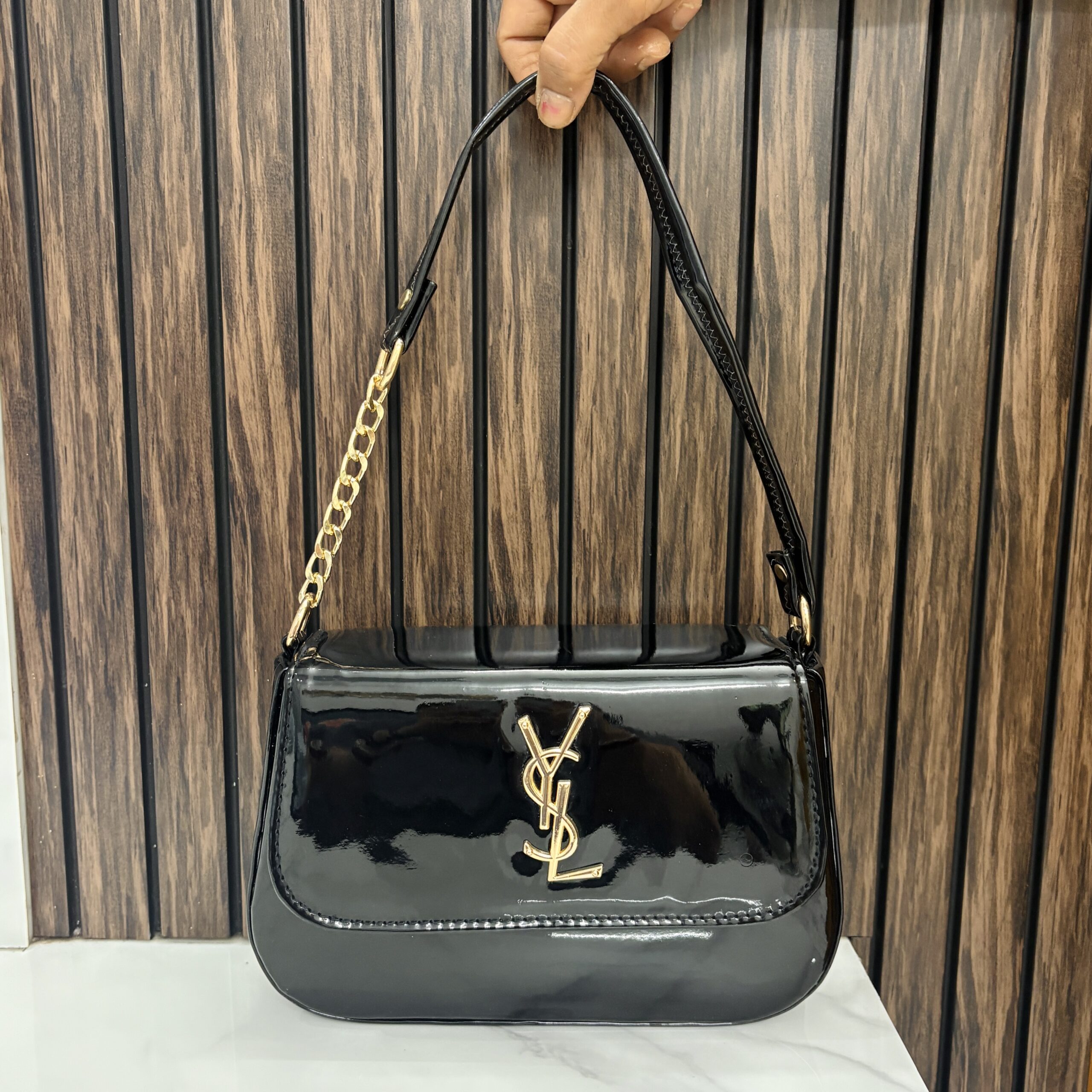 Bag article 202