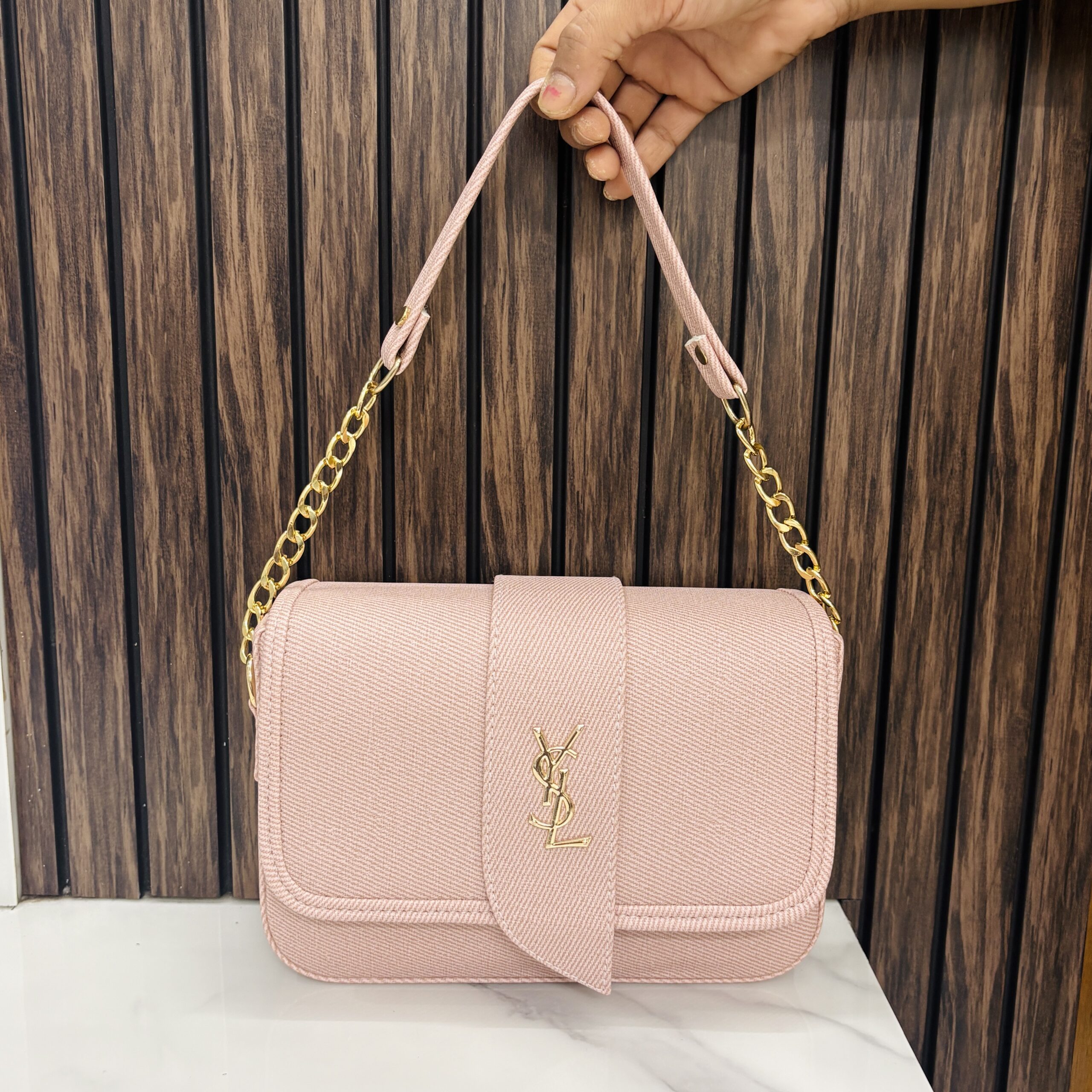 Bag article 209