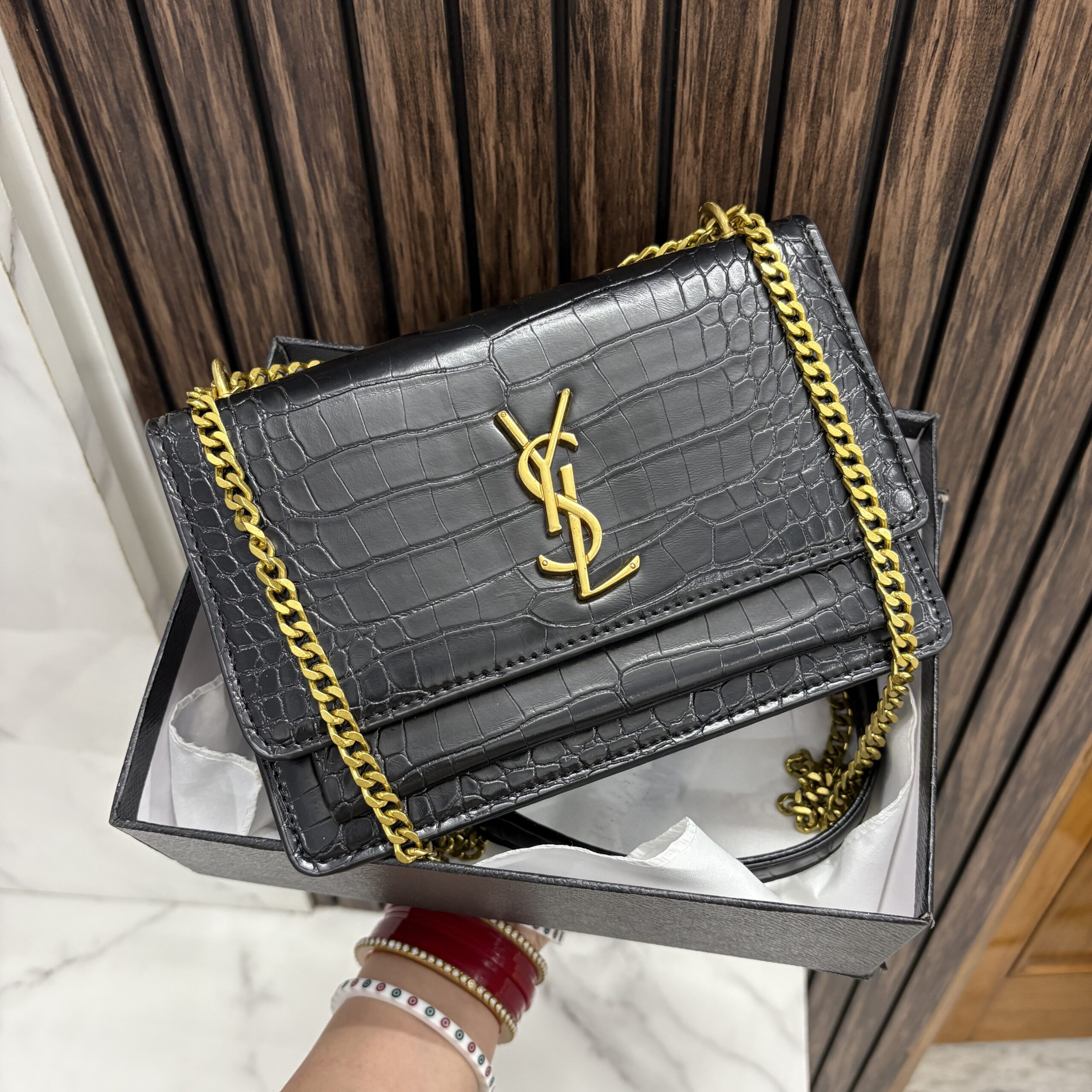 Bag article 213