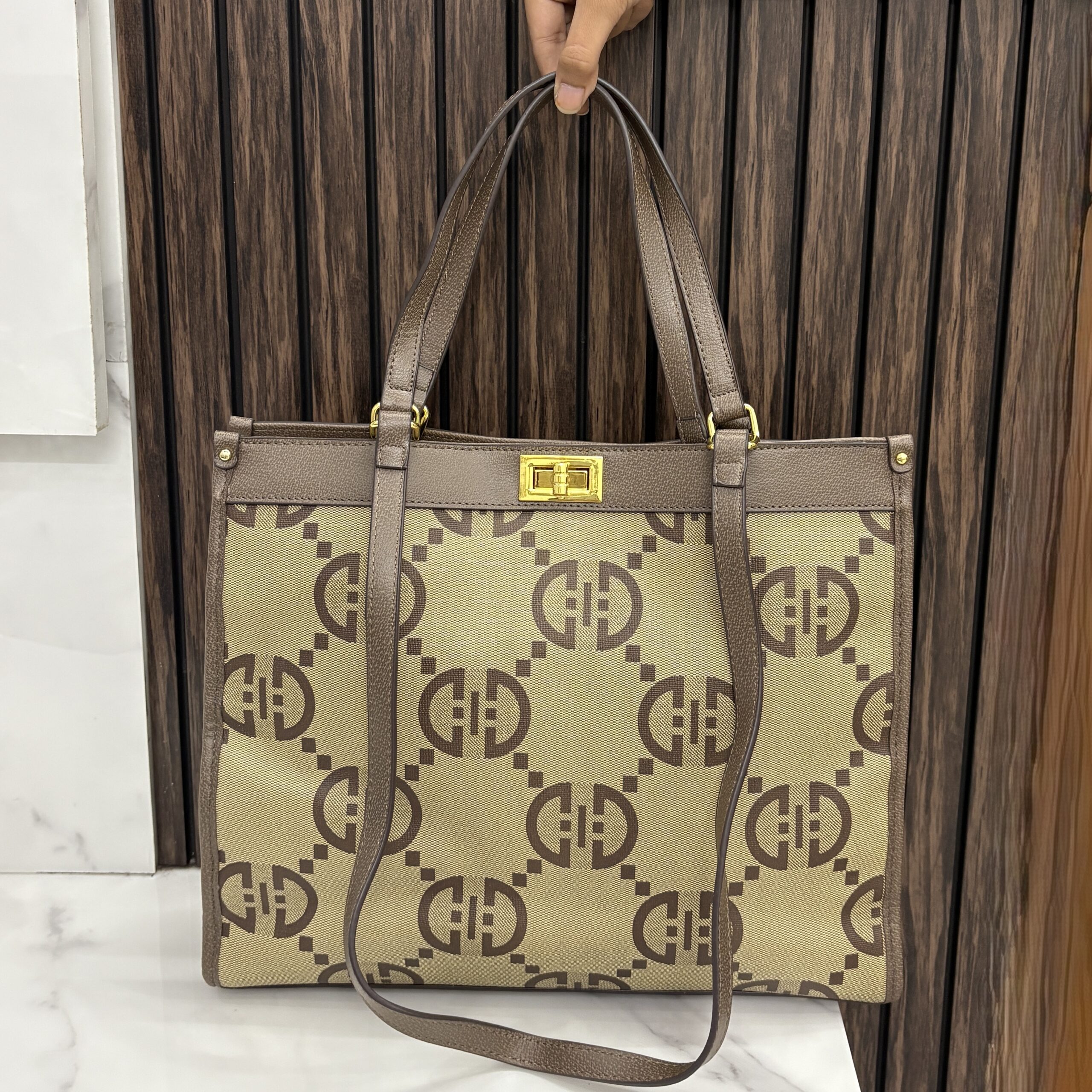 Bag article 220